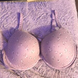 Victoria’s Secret T-shirt bra